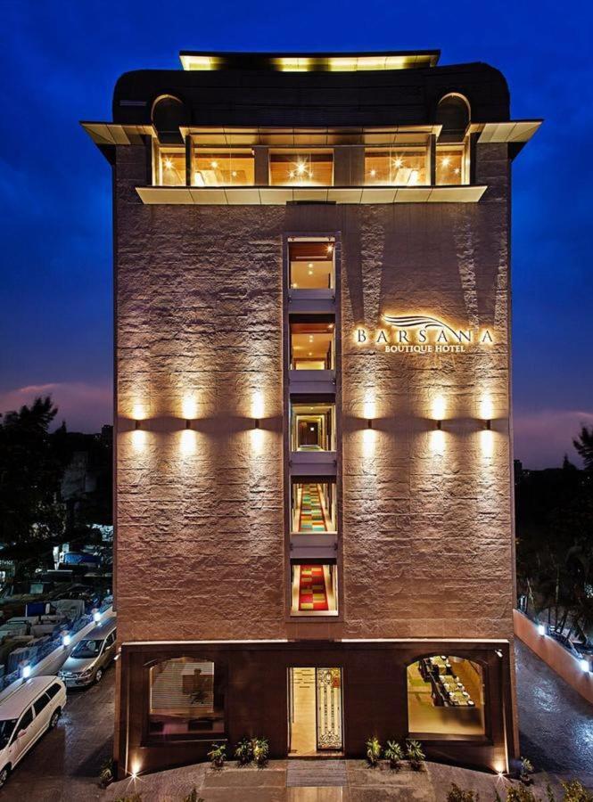 Barsana Boutique Hotel - Pure Vegetarian Calcutta Exteriör bild