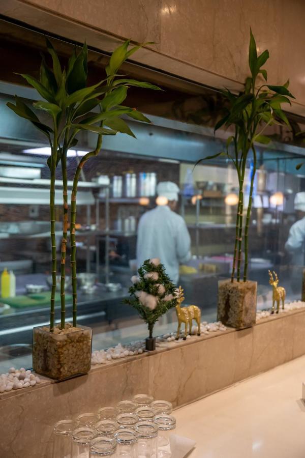 Barsana Boutique Hotel - Pure Vegetarian Calcutta Exteriör bild