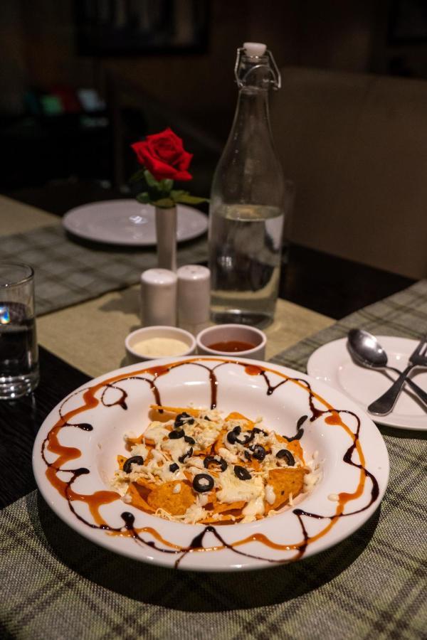 Barsana Boutique Hotel - Pure Vegetarian Calcutta Exteriör bild